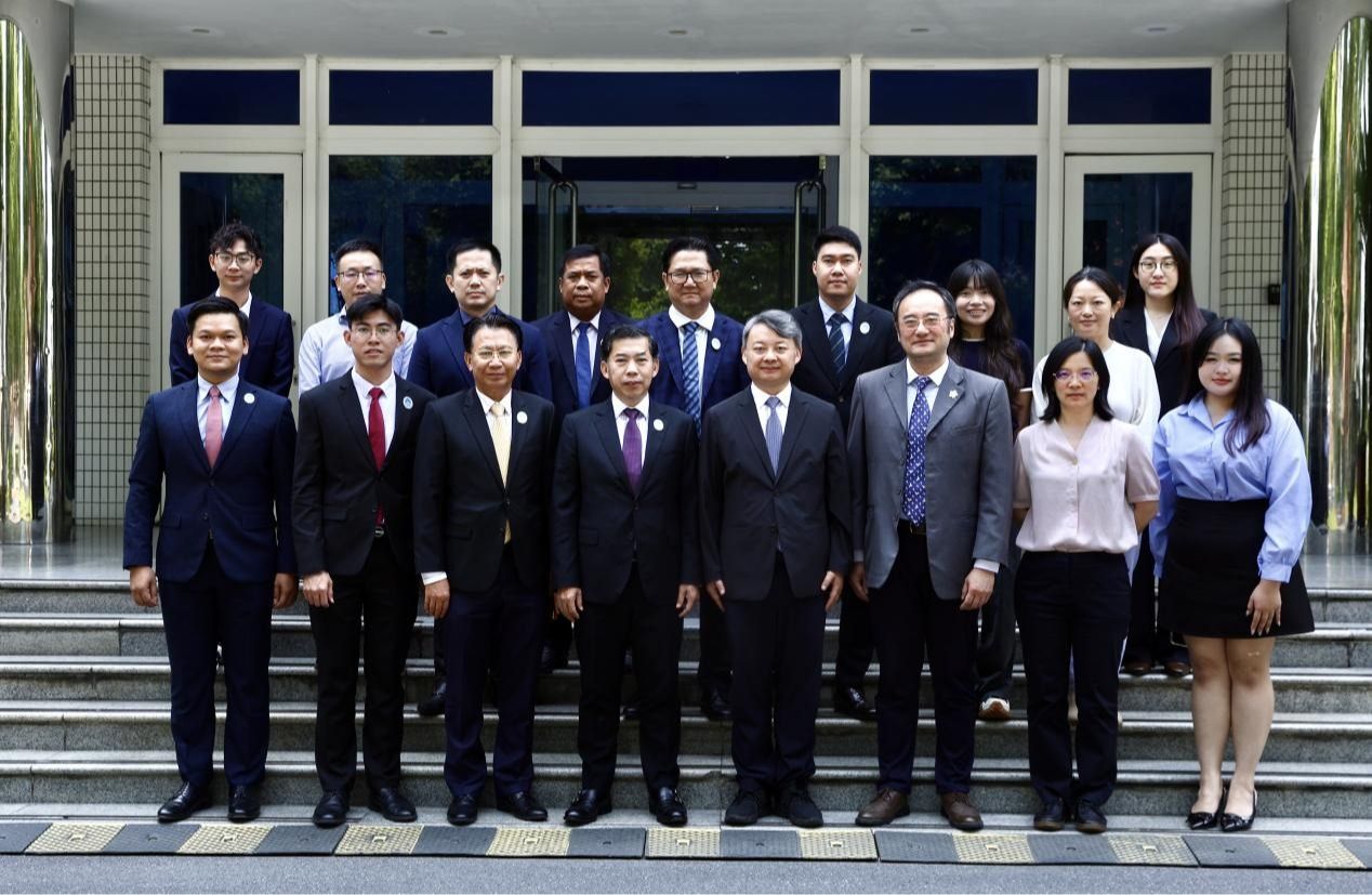 官方校园实景 5