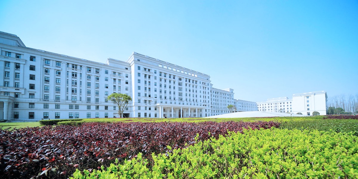官方校园实景 4
